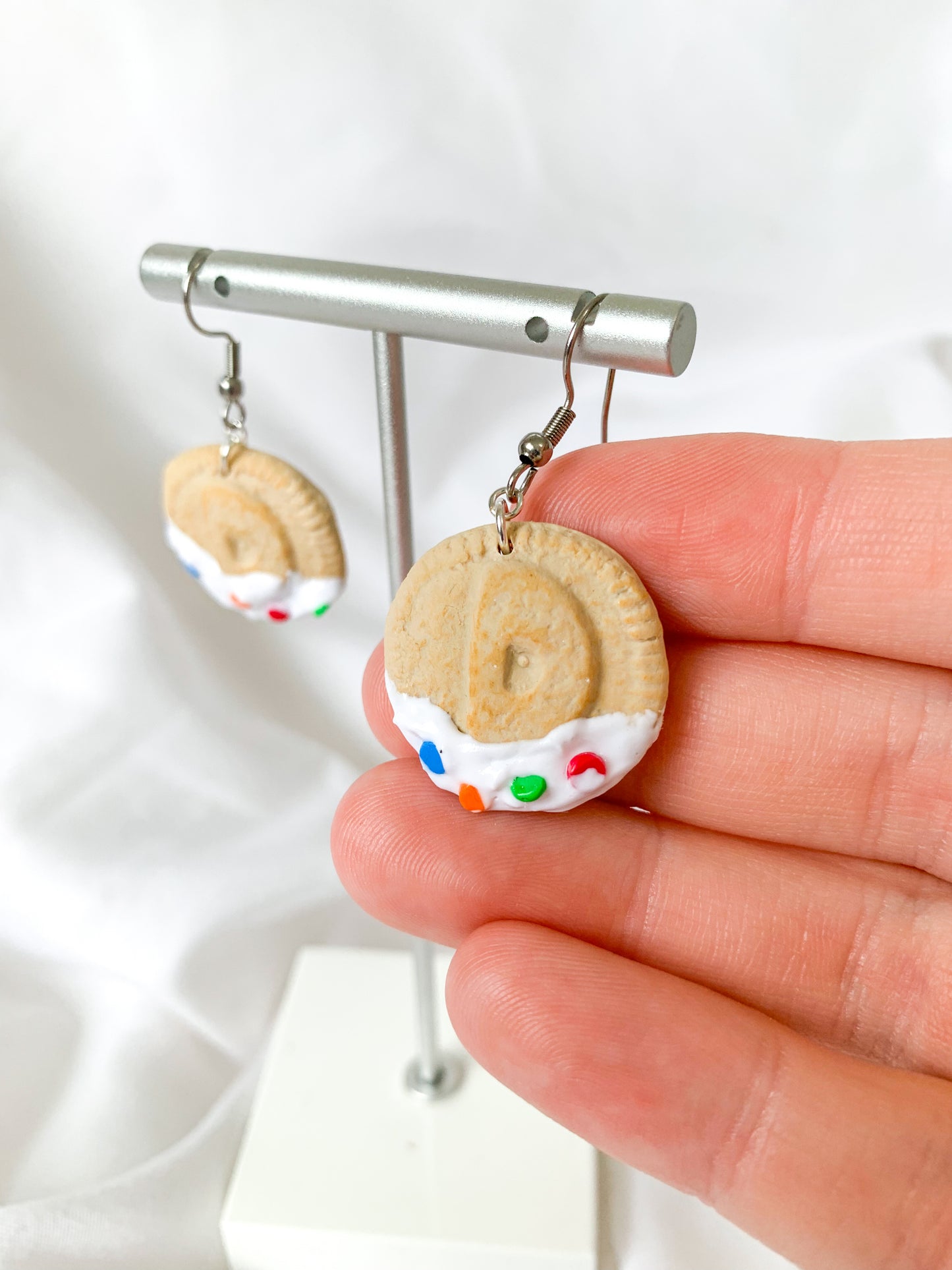 The 90's Cookie w/ Frosting